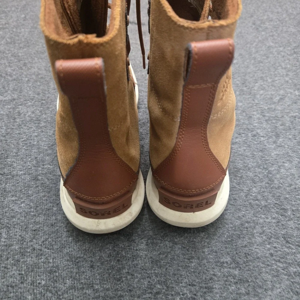Sorel buxton lace